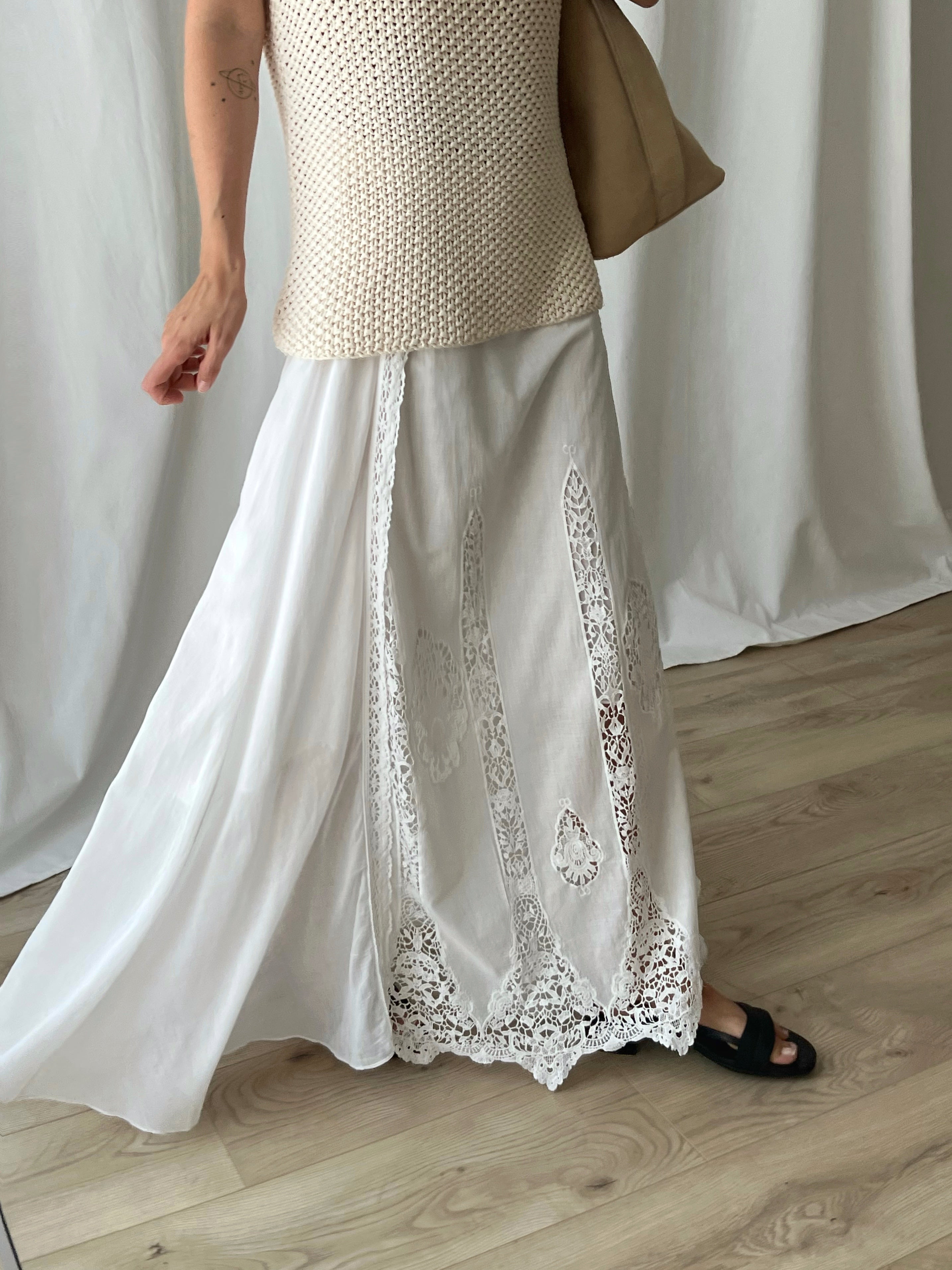 Pure cotton lace details long skirt