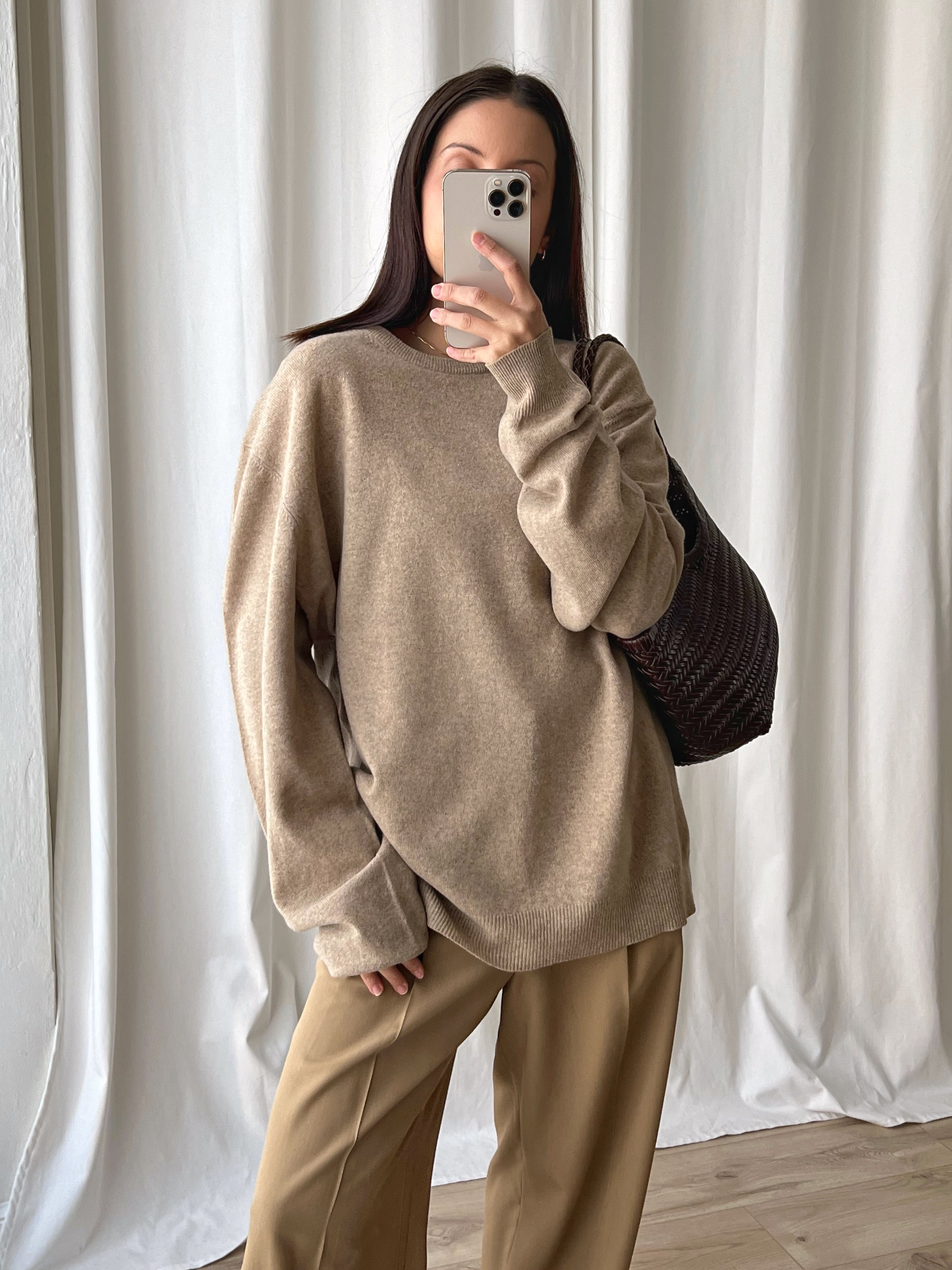 100% Lambswool beige pull