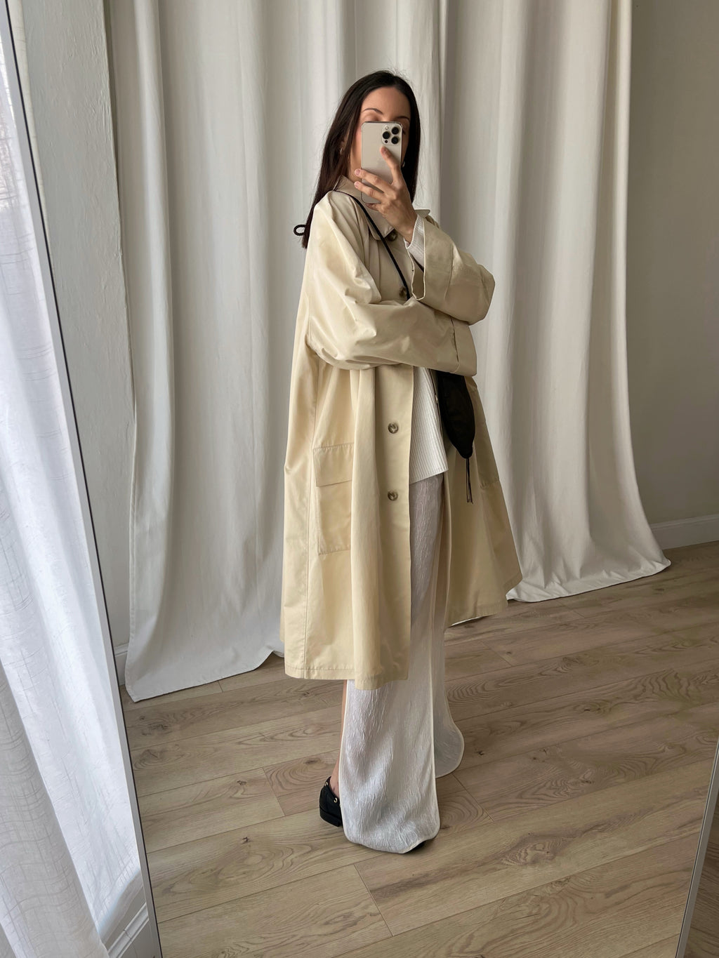 Tailoring pure silk butter trench