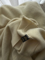 LoroPiana 100% cashmere butter pull