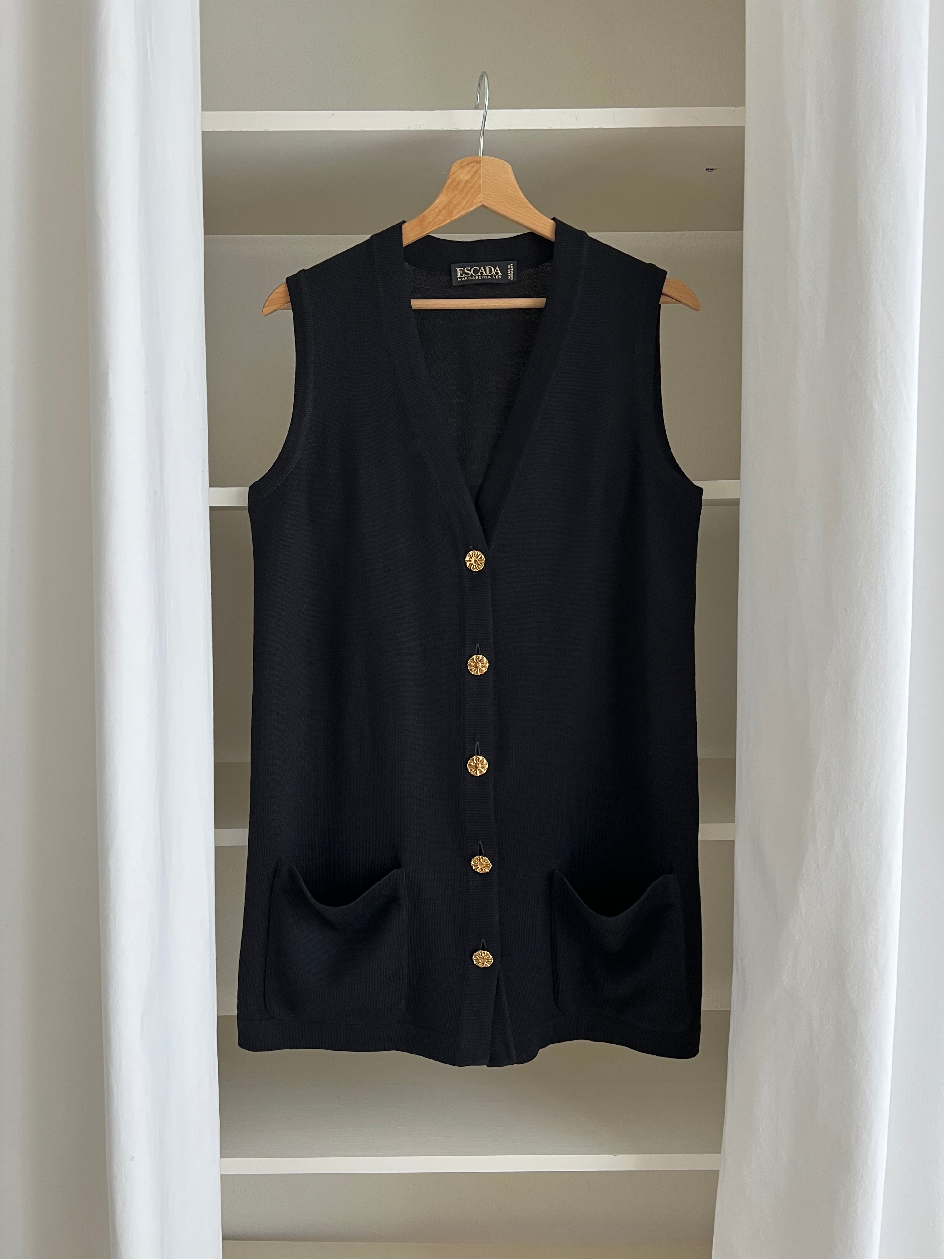 Escada 100% wool black vest