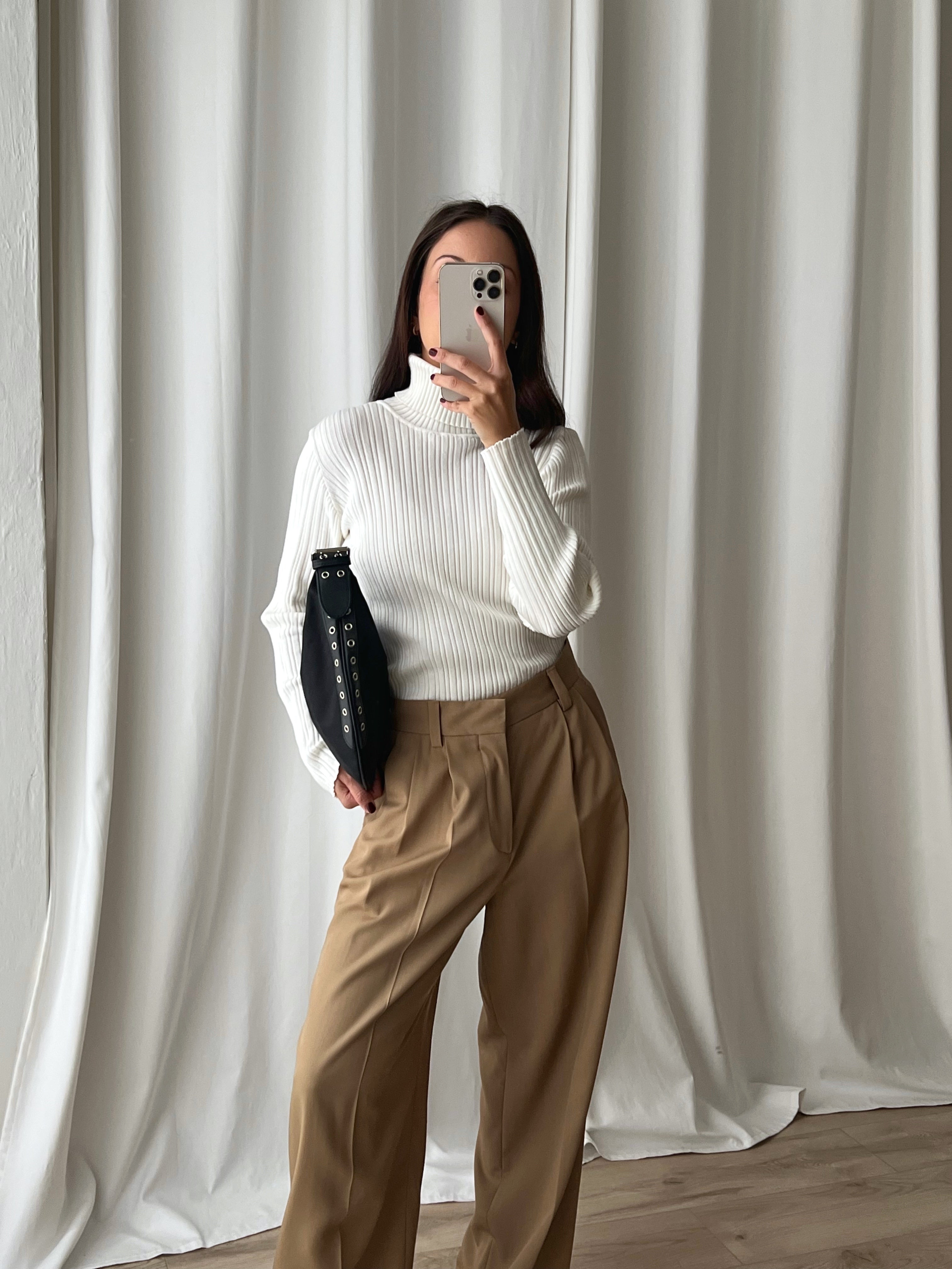 Cotton and viscose essential turtleneck