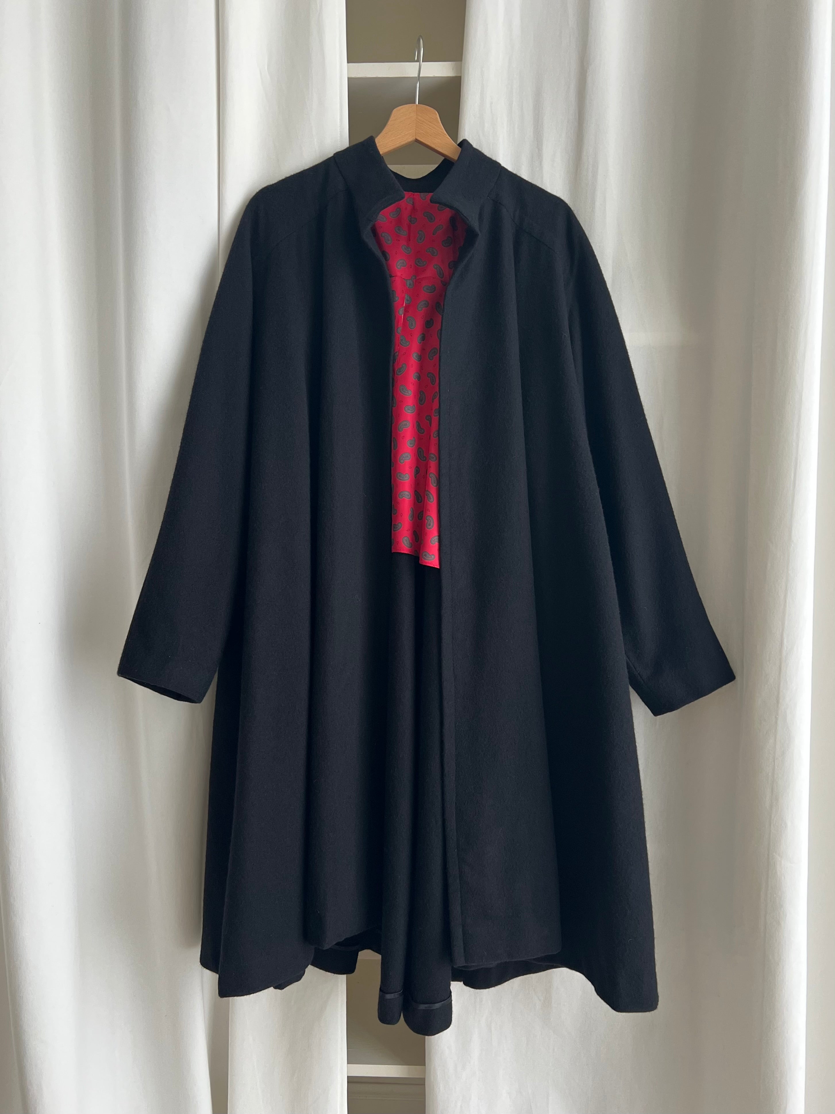 Tailored pure wool cape coat