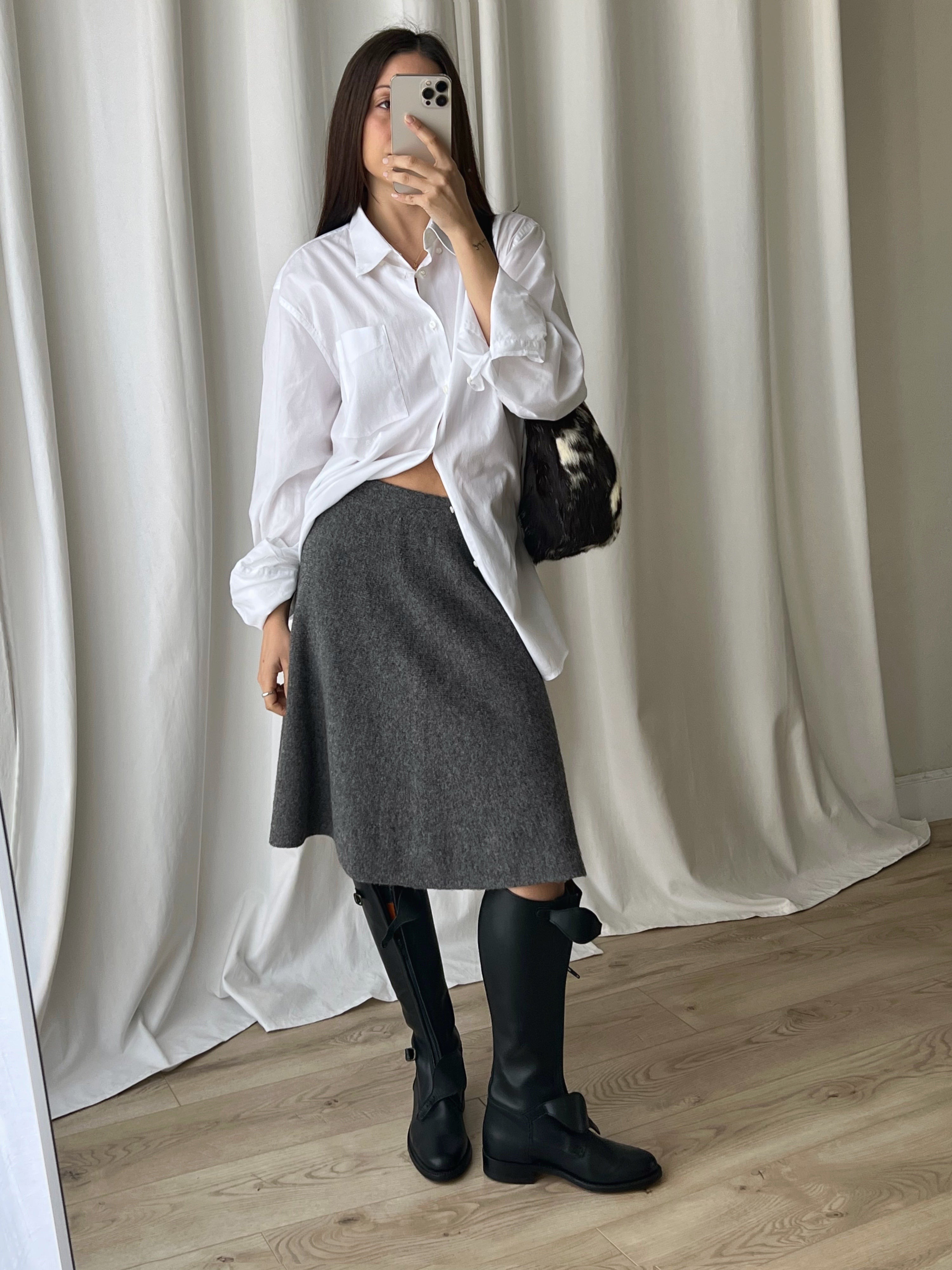 Wool grey skirt