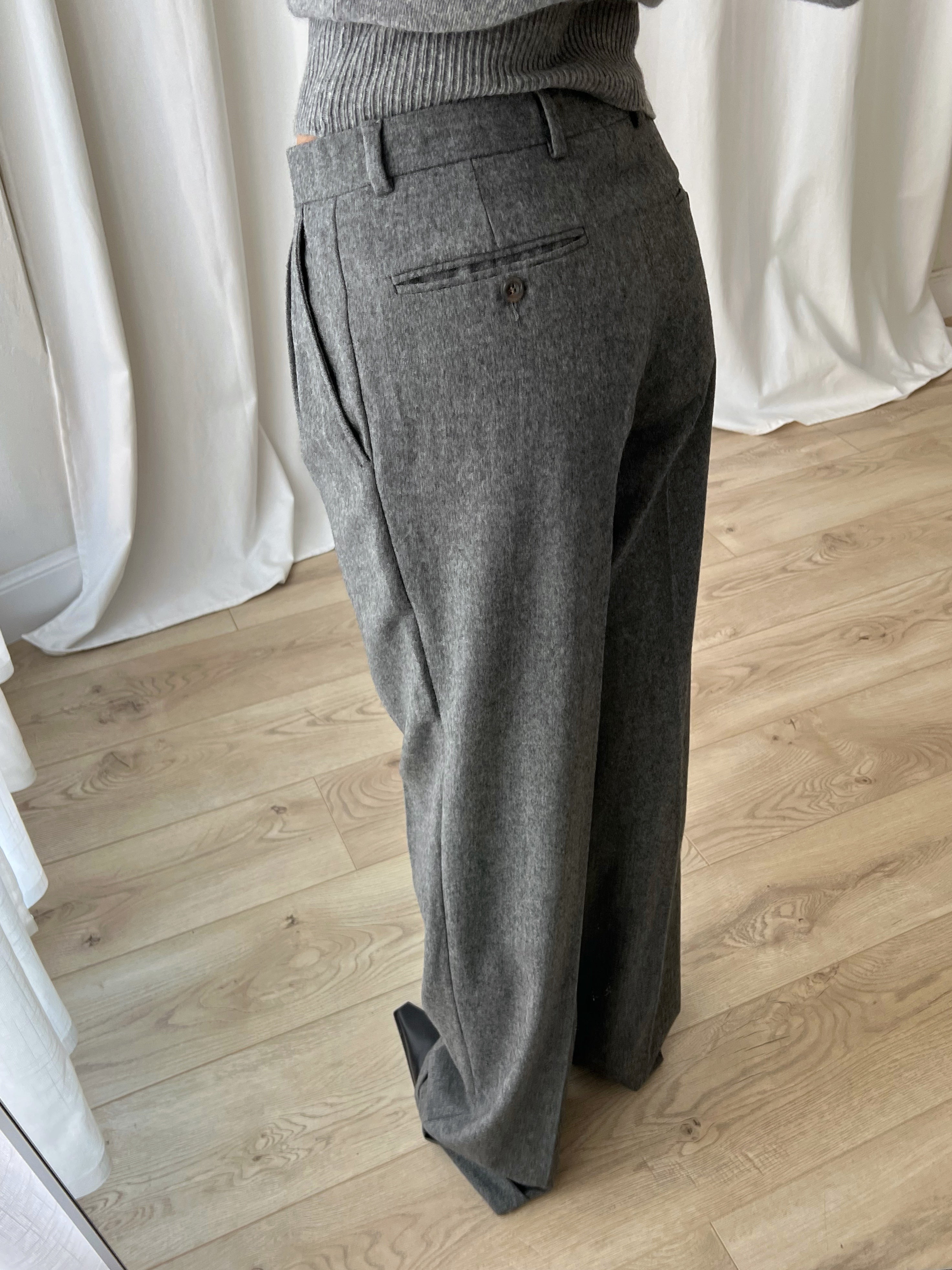 Made in Italy pure wool grey pants