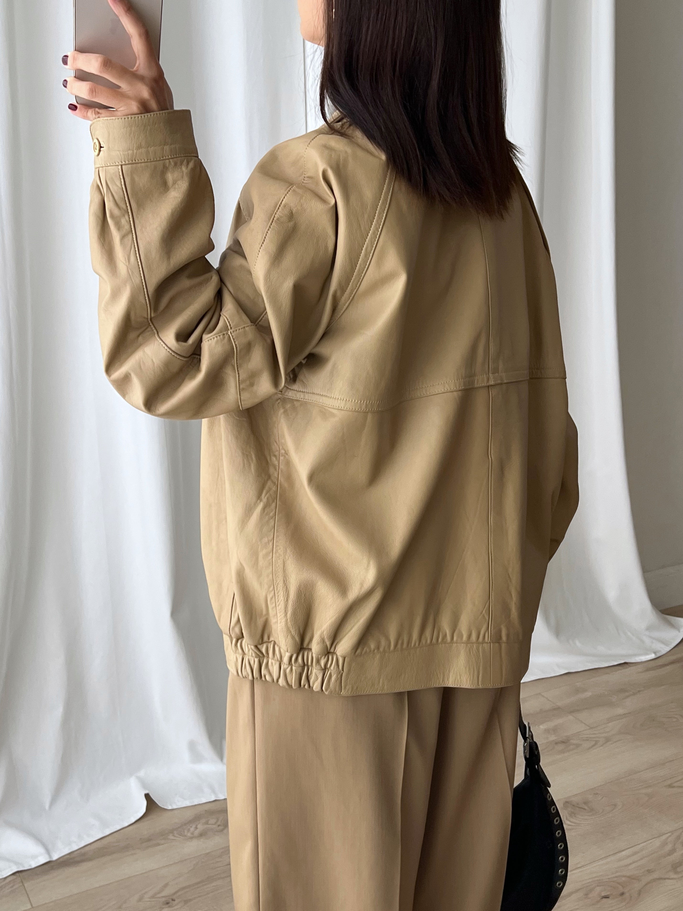 100% Leather beige bomber jacket