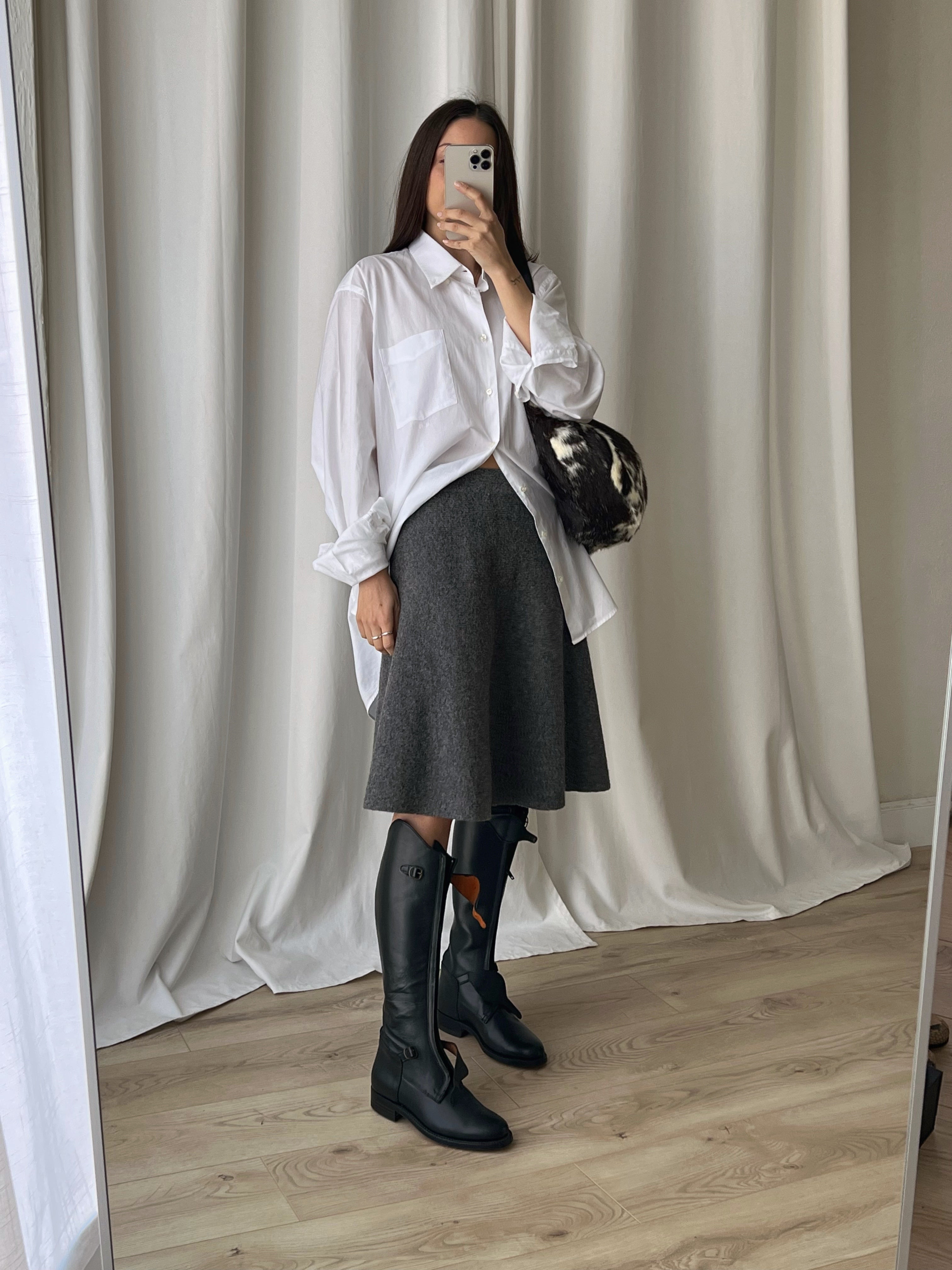 Wool grey skirt