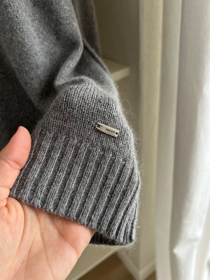 Escada wool blend grey pull