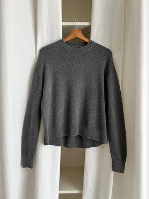 100% Cotton grey pull