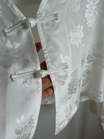 Oriental liquid top - White