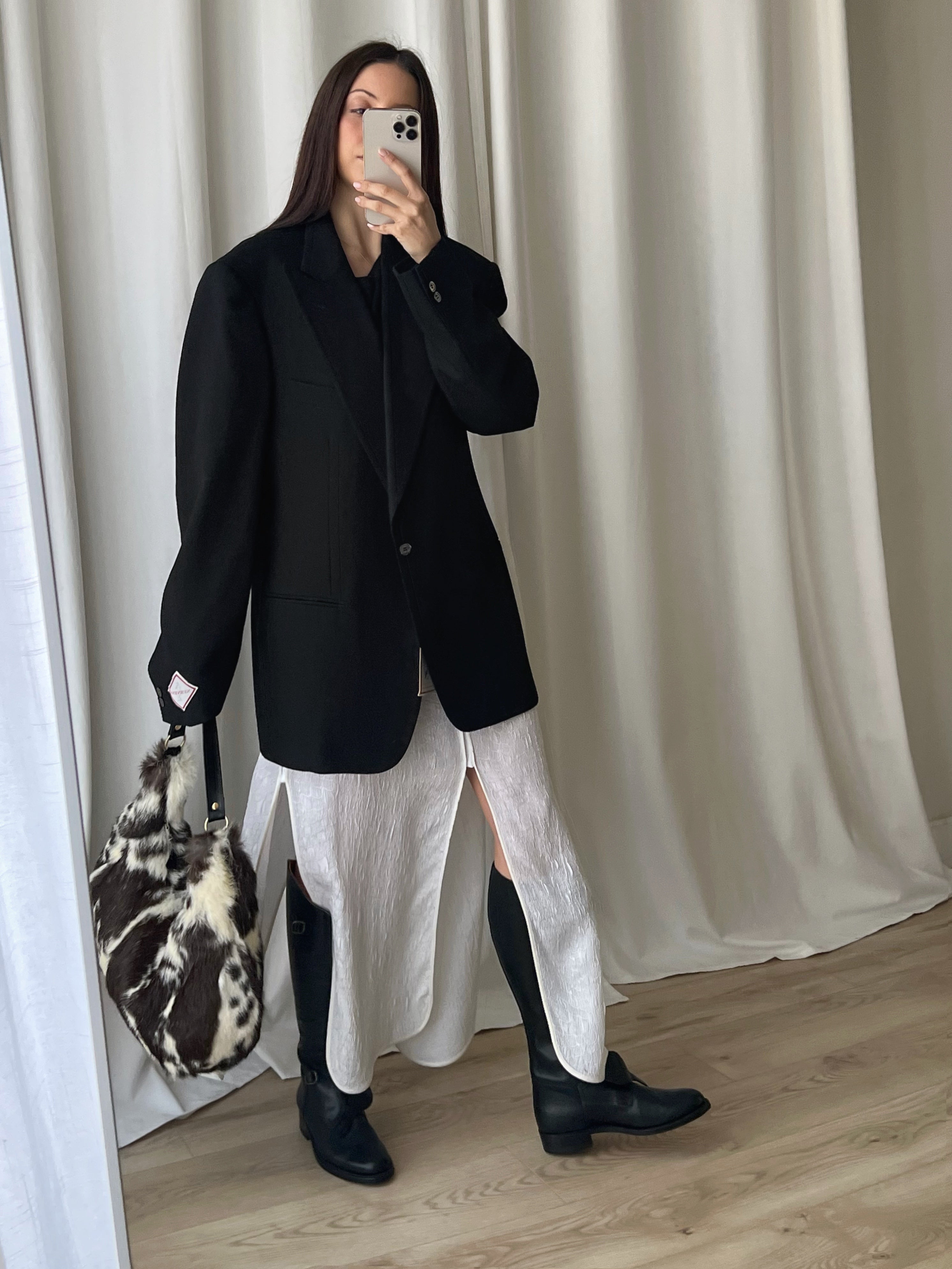 Pure wool genderless black blazer