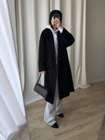 80% Virgin wool black coat