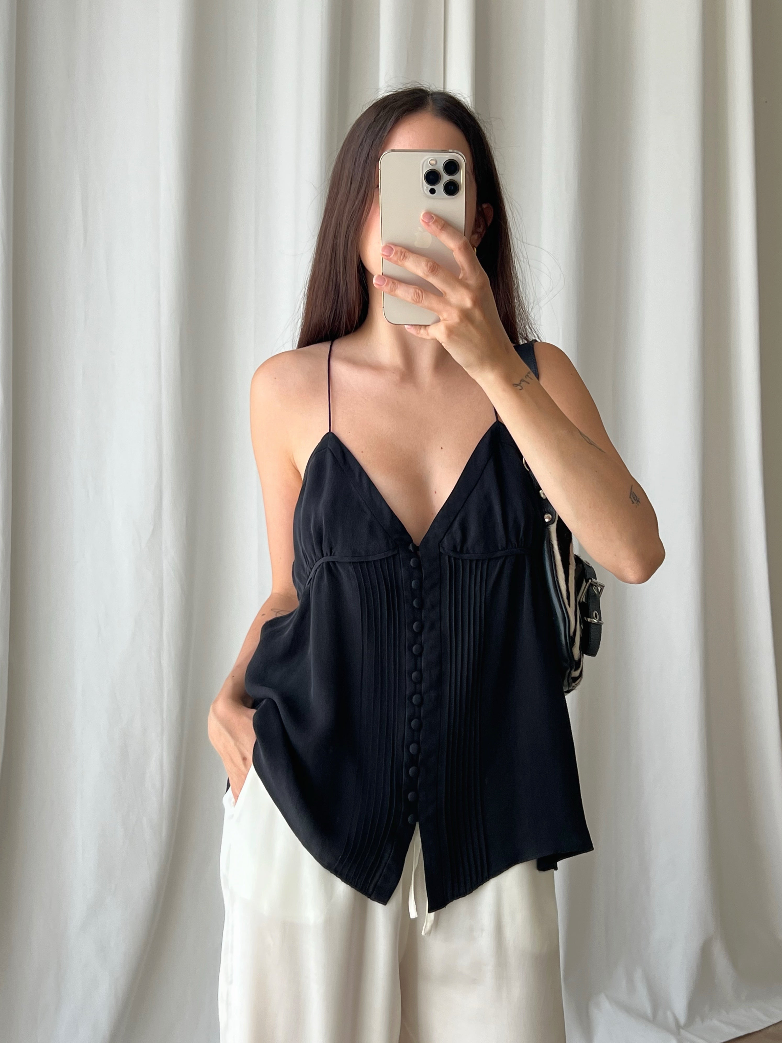 Blunauta pure silk black top