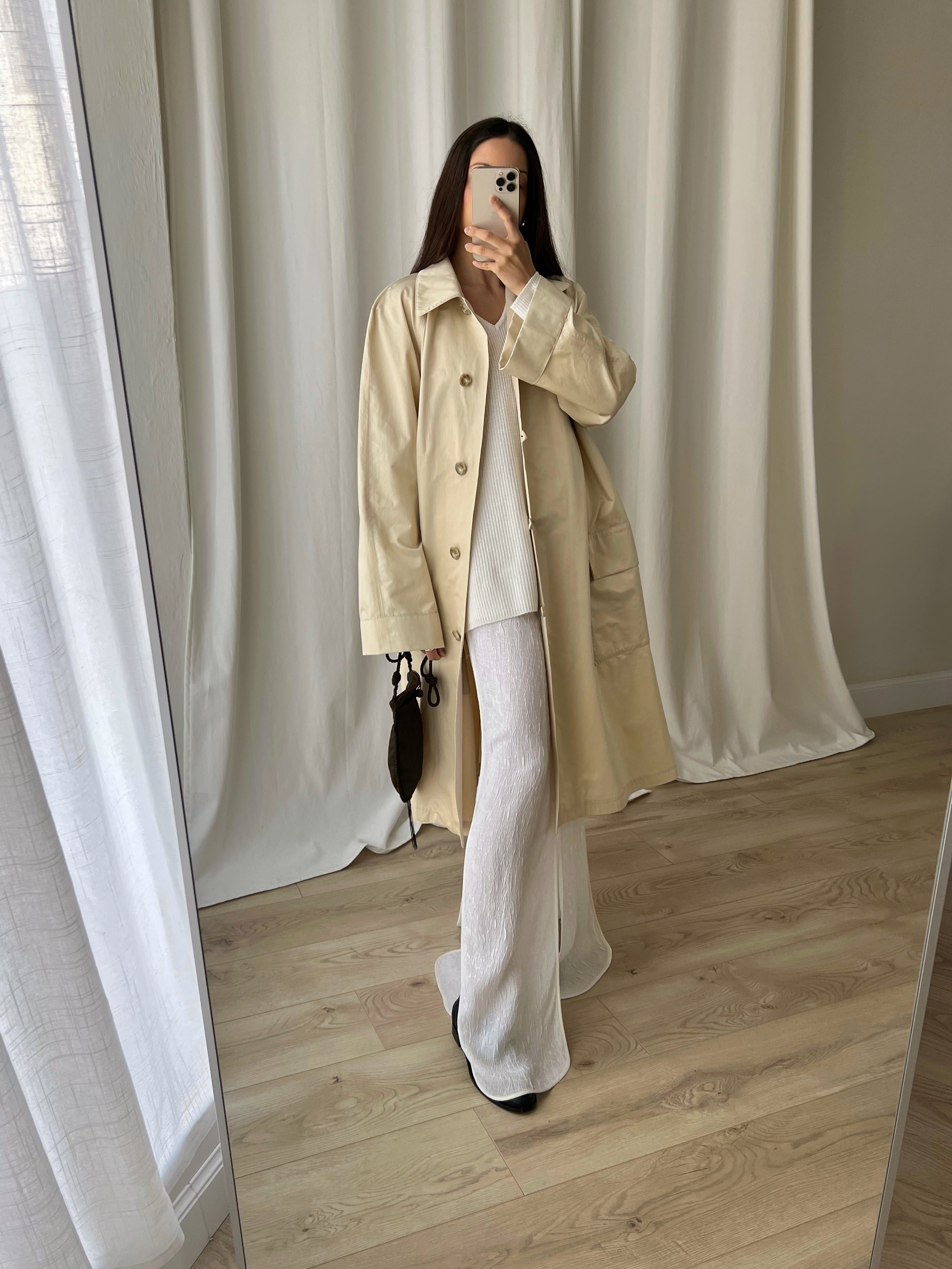 Tailoring pure silk butter trench