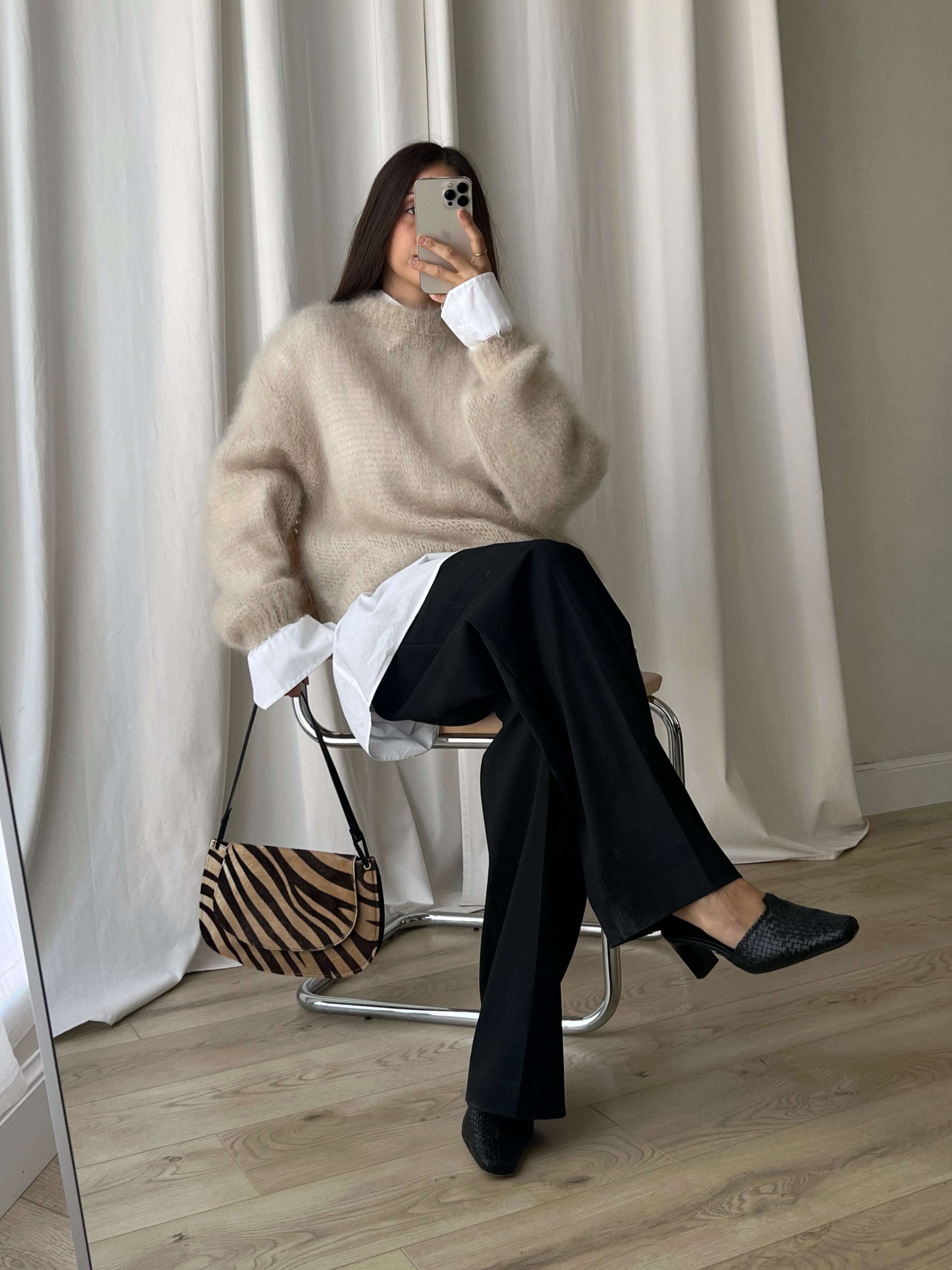 80% kid mohair soft pull - Mandorla