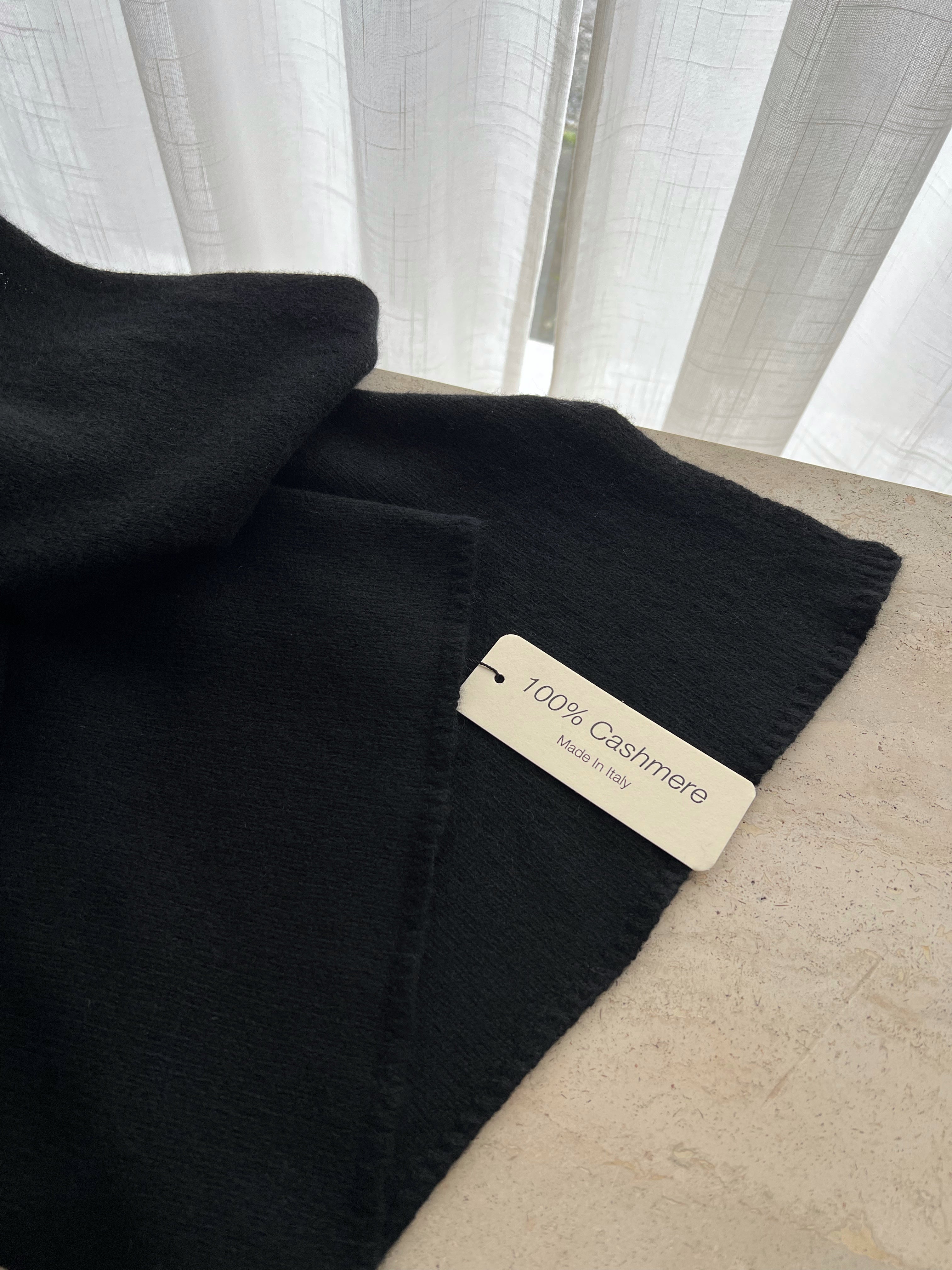 Pure cashmere cosy scarf - Black