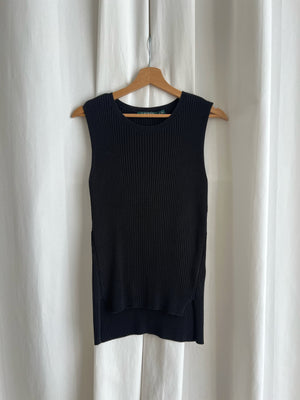 Ralph Lauren ribbed black top