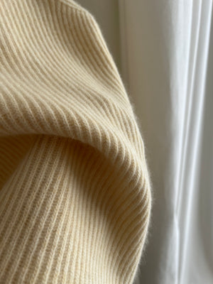 Wool and cashmere cream pull