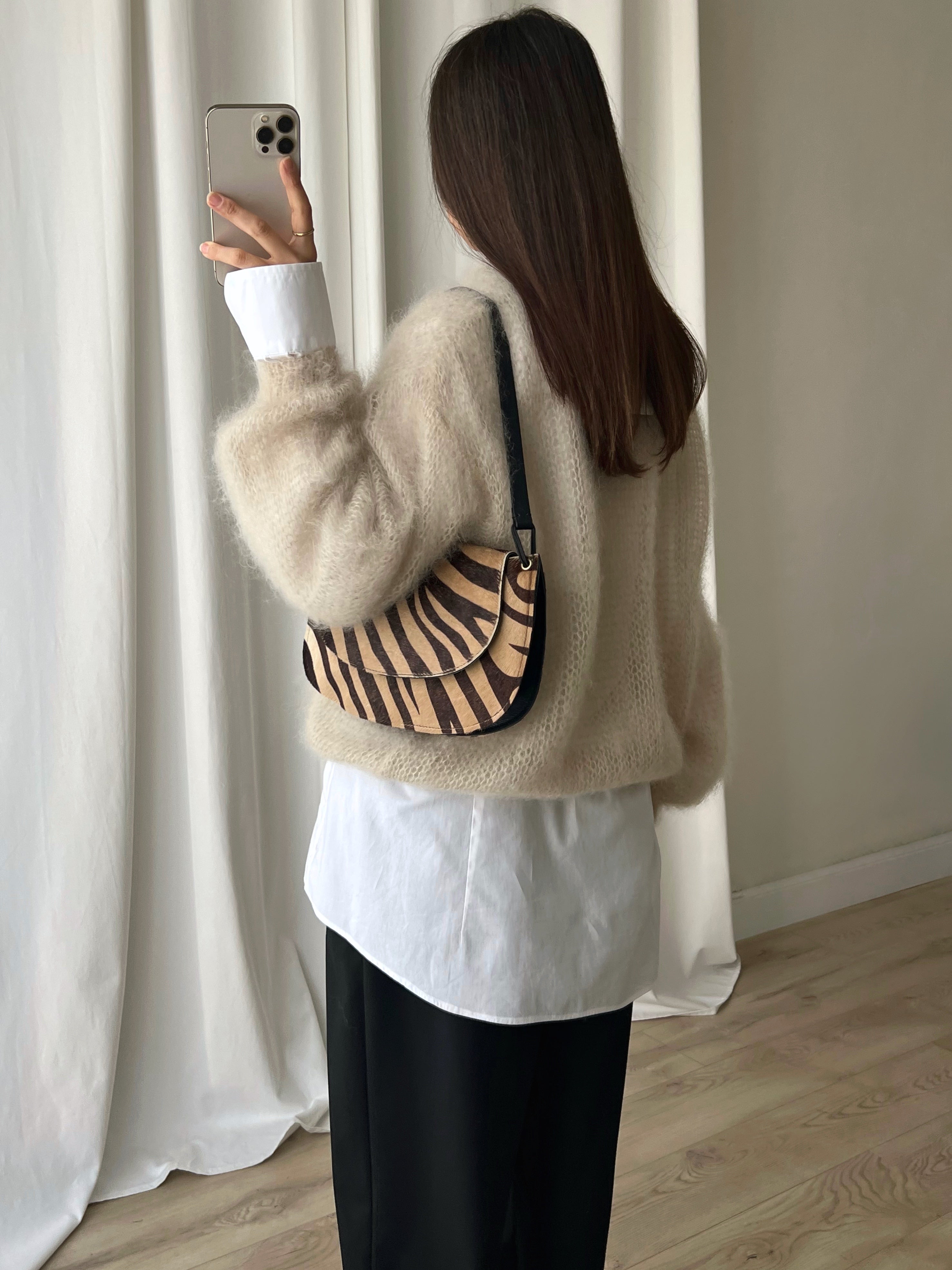 80% kid mohair soft pull - Mandorla