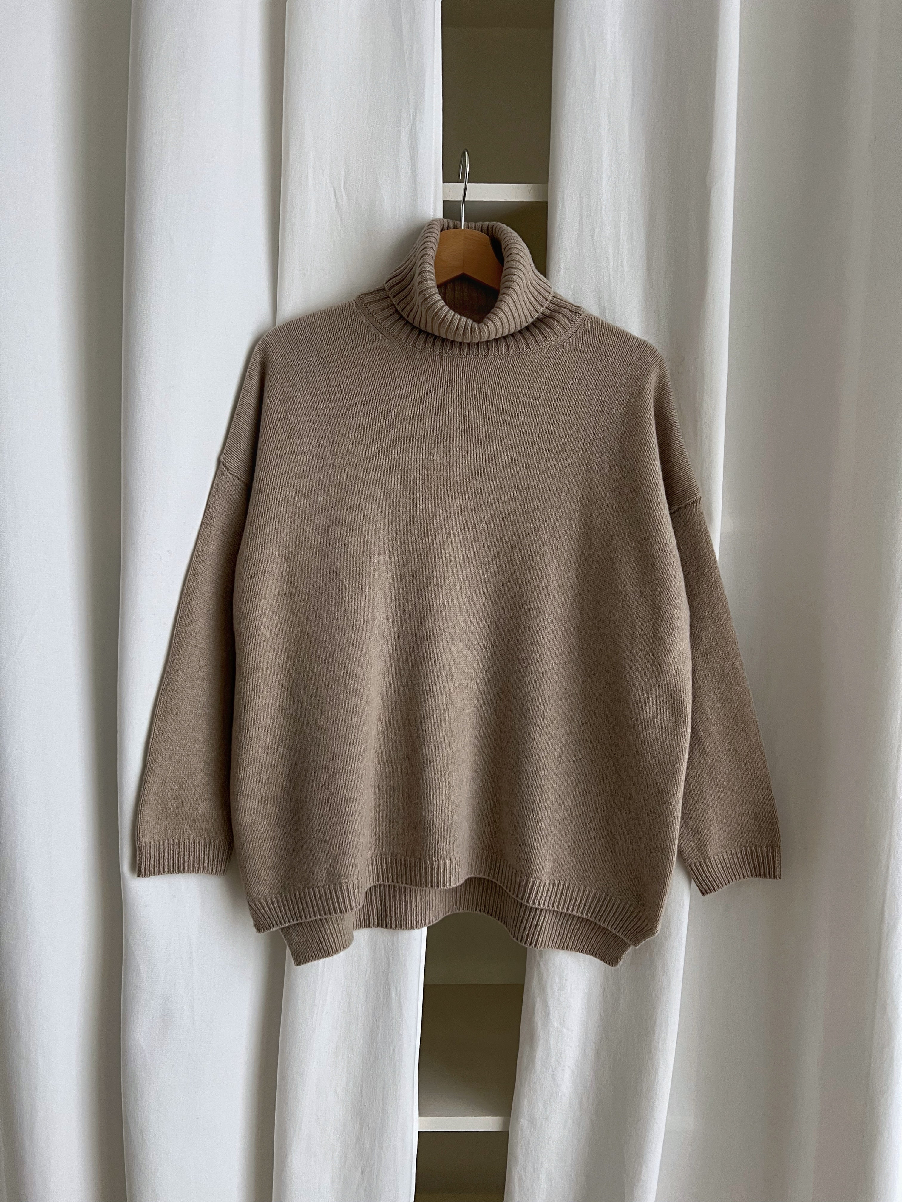 Pure cashmere cosy turtleneck - Beige