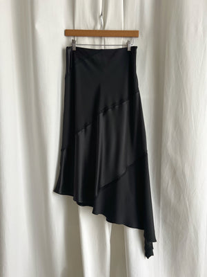 Asymmetrical black midi skirt