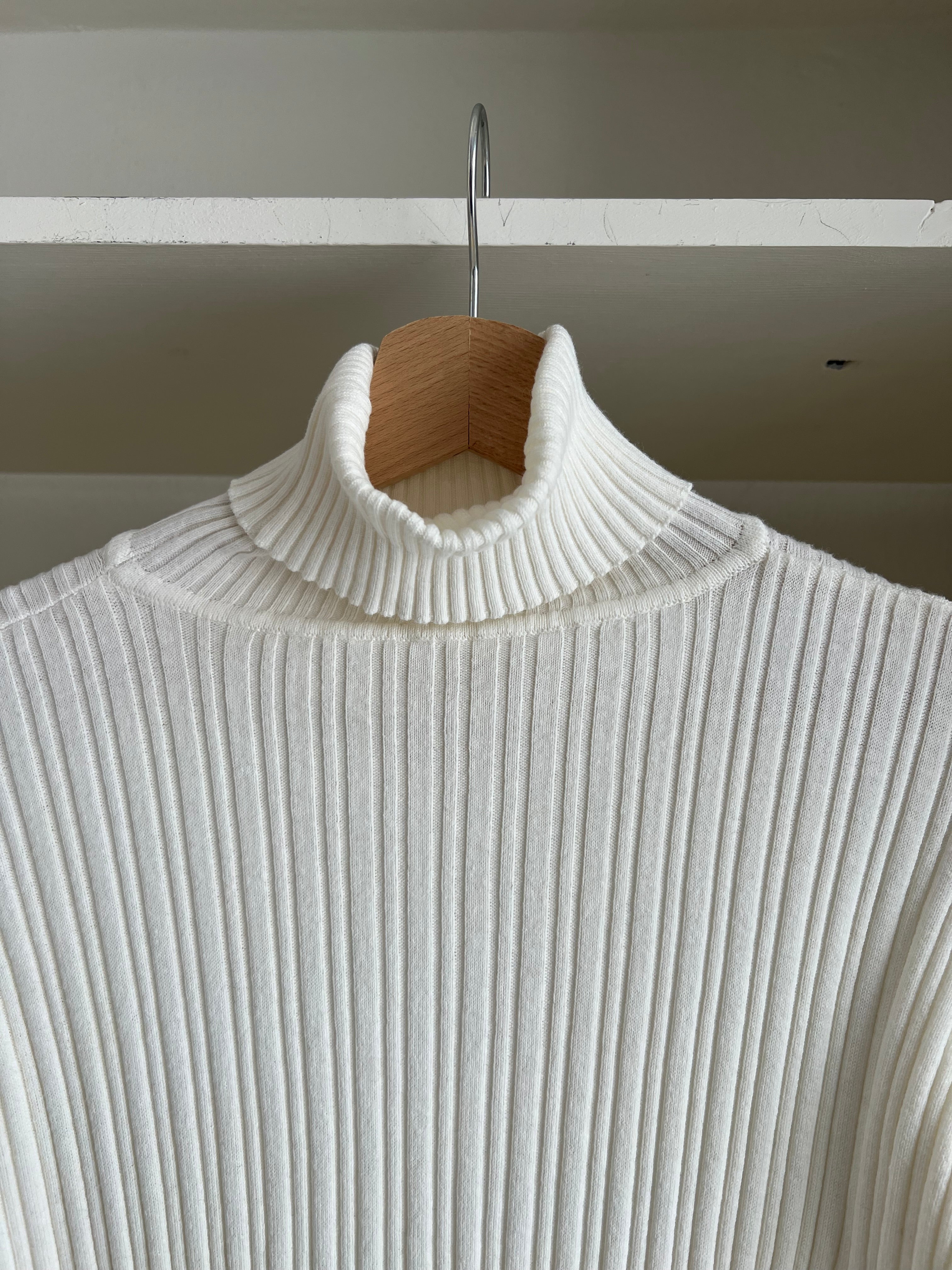 Cotton and viscose essential turtleneck