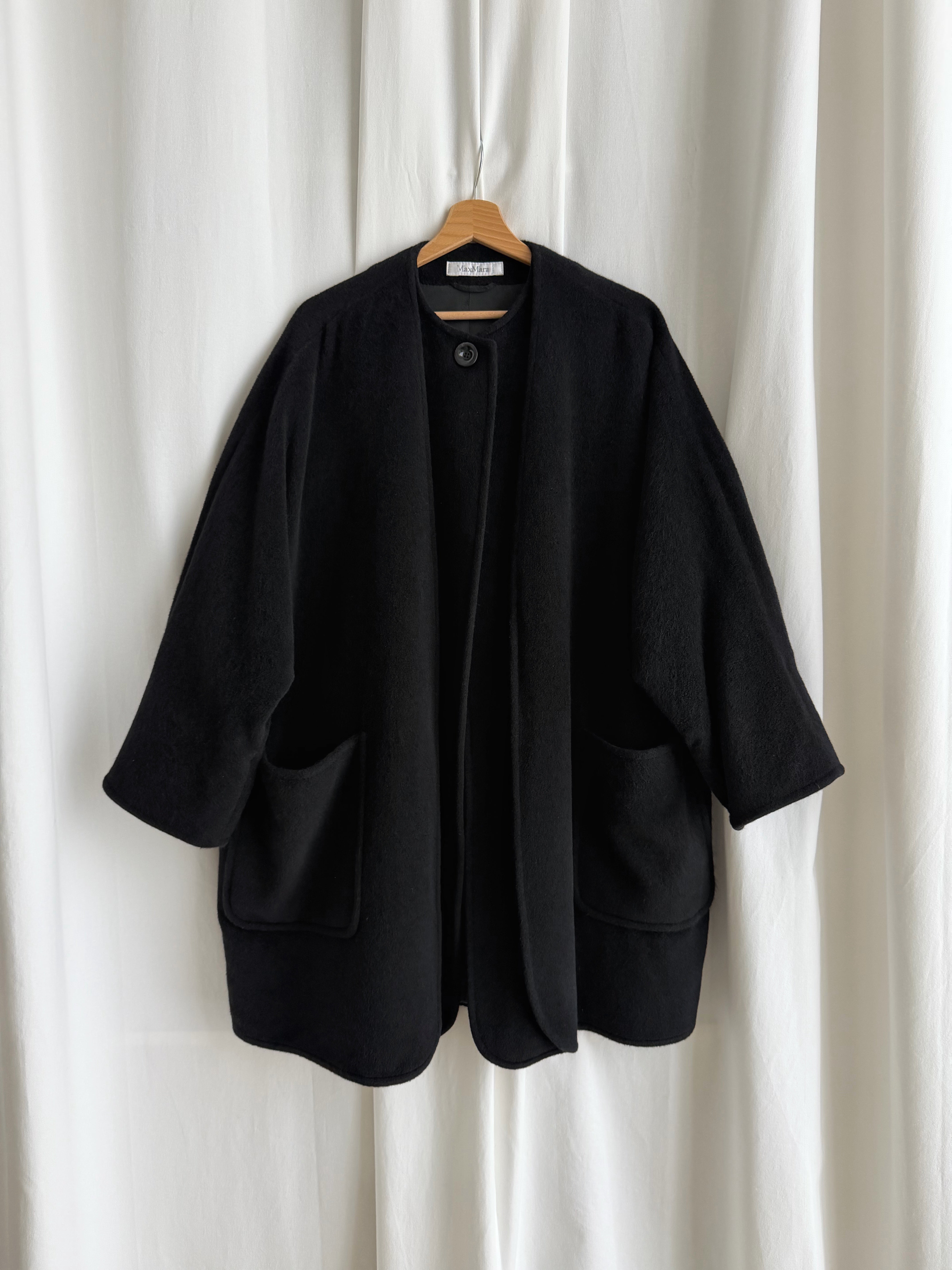 MaxMara wool and cashmere black coat