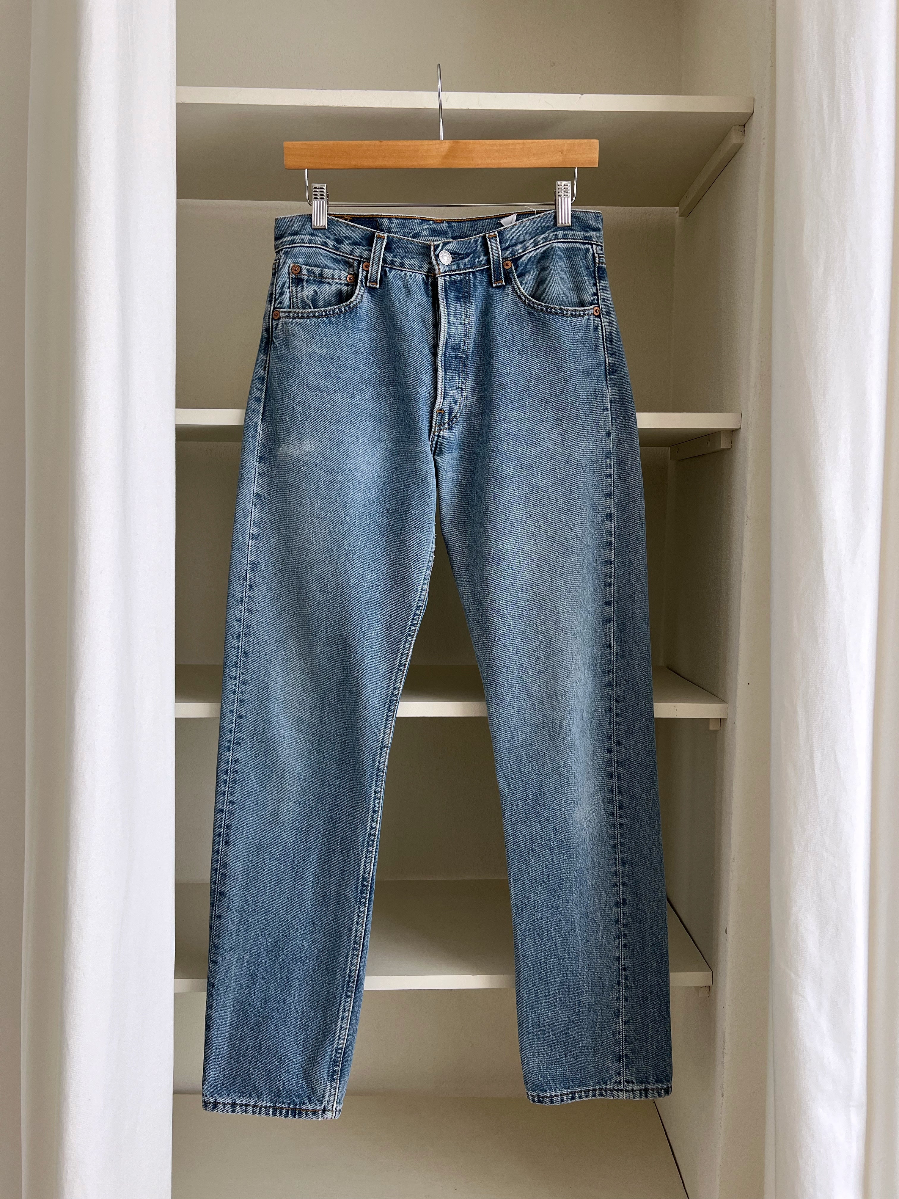 Levi's 501 blue jeans