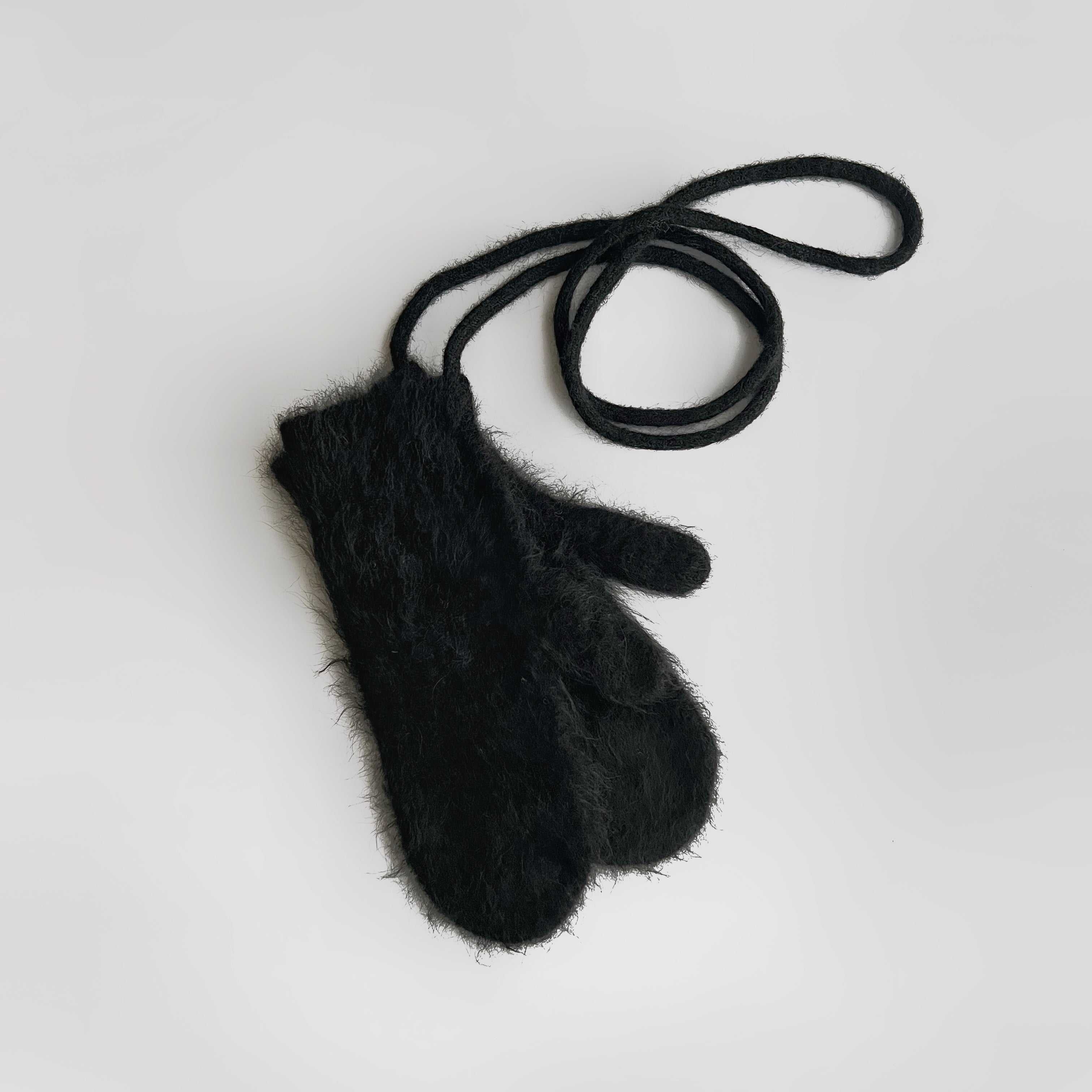 Delicatelove - Alpaca black gloves